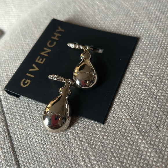 NEW Givenchy Vintage Gold Toned Drop Earrings - Picture 7 of 7